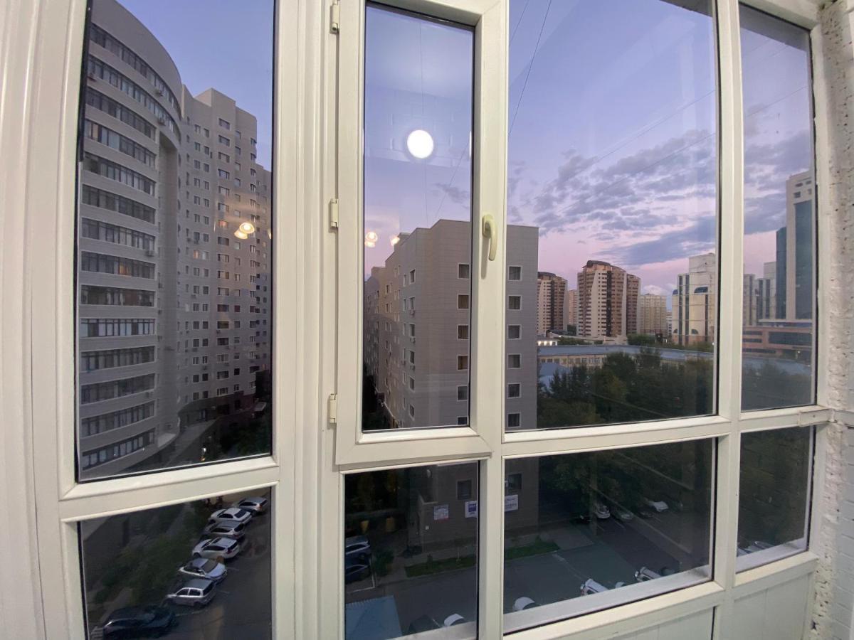 Apartment in the city centre Astana Exterior photo